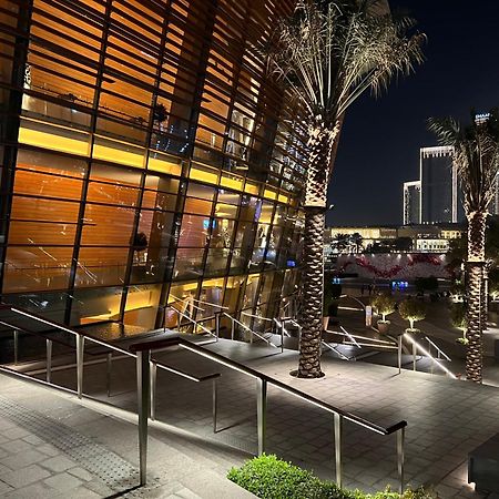 Downtown Luxury - Stunning Burj Khalifa & Sea View - 5 Minutes Walk To Dubai Mall Exteriör bild