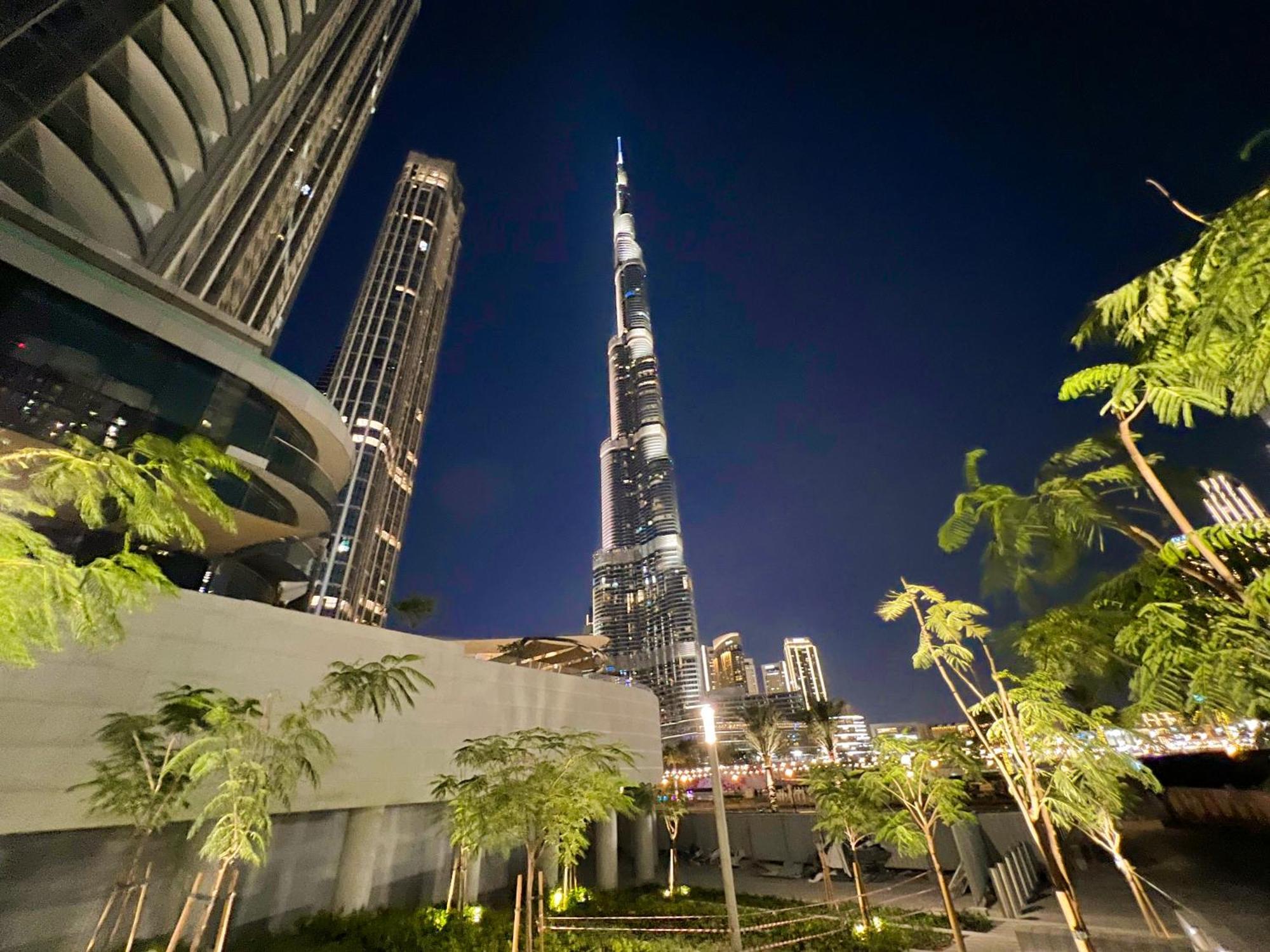 Downtown Luxury - Stunning Burj Khalifa & Sea View - 5 Minutes Walk To Dubai Mall Exteriör bild