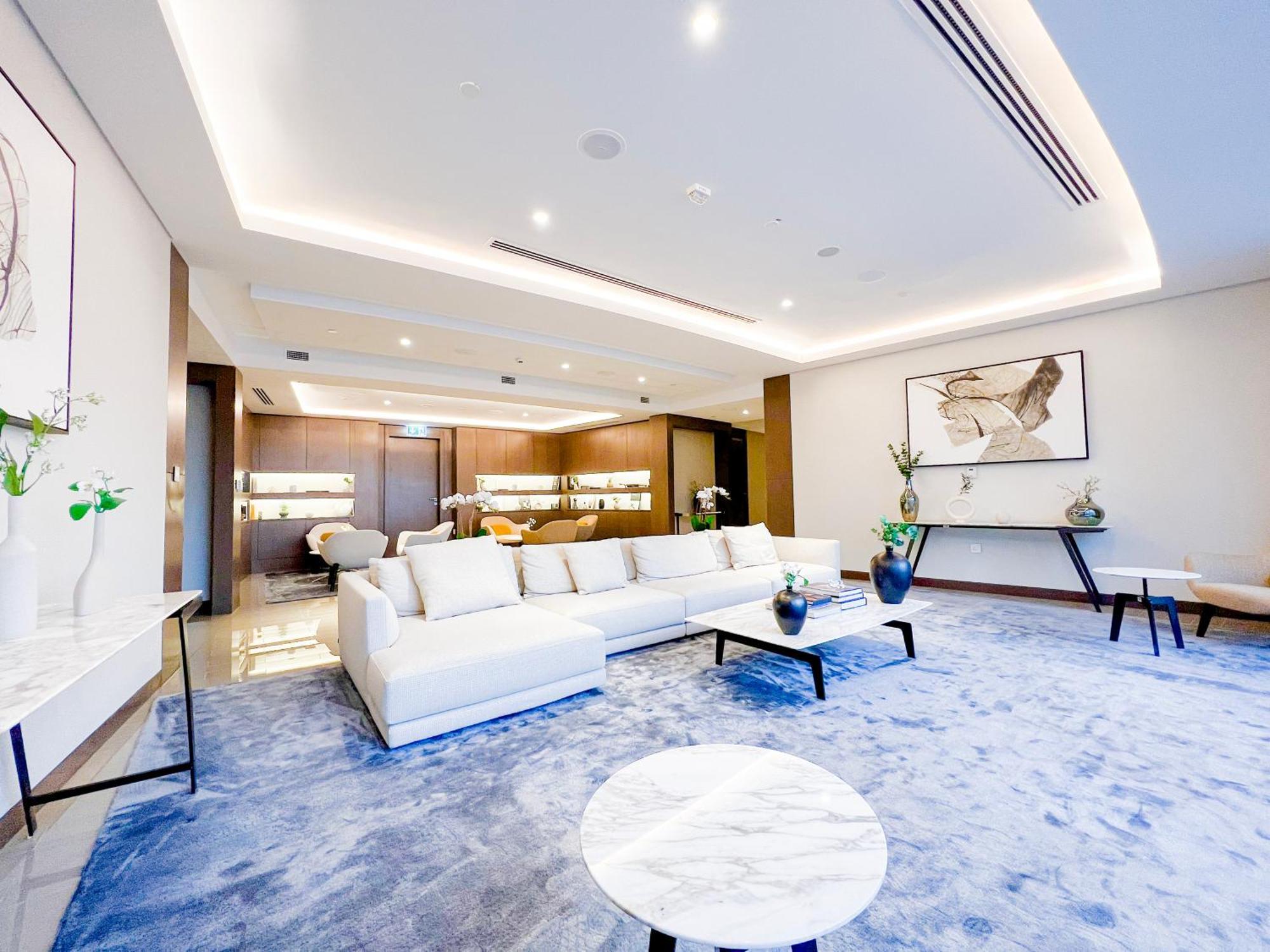Downtown Luxury - Stunning Burj Khalifa & Sea View - 5 Minutes Walk To Dubai Mall Exteriör bild