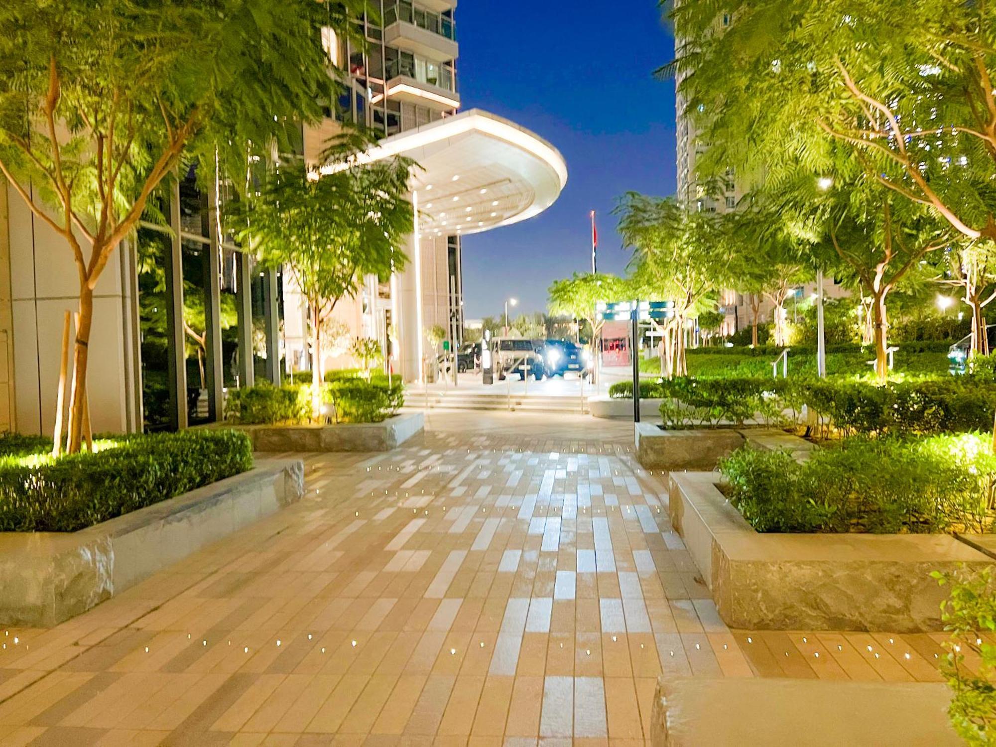 Downtown Luxury - Stunning Burj Khalifa & Sea View - 5 Minutes Walk To Dubai Mall Exteriör bild