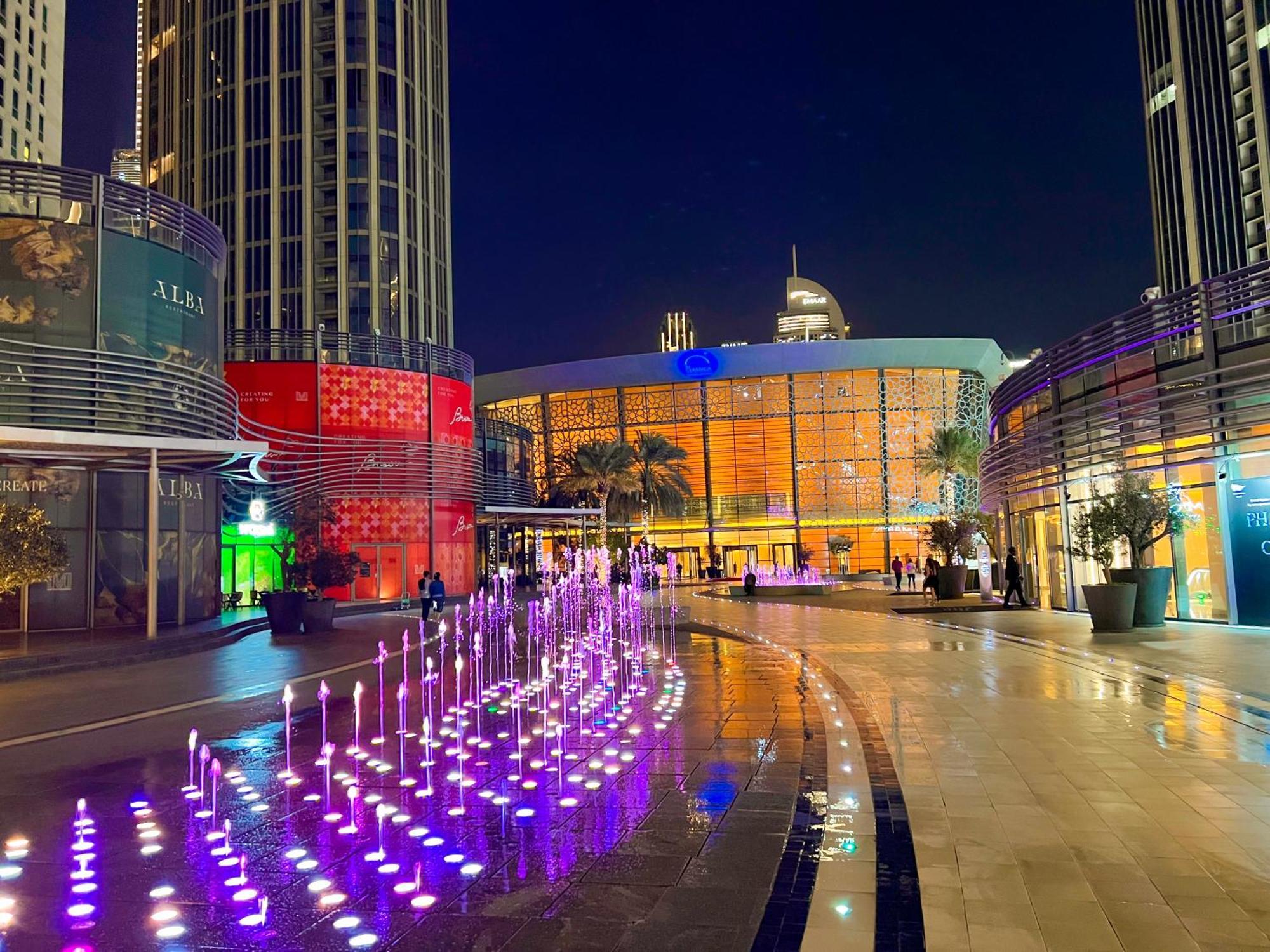 Downtown Luxury - Stunning Burj Khalifa & Sea View - 5 Minutes Walk To Dubai Mall Exteriör bild