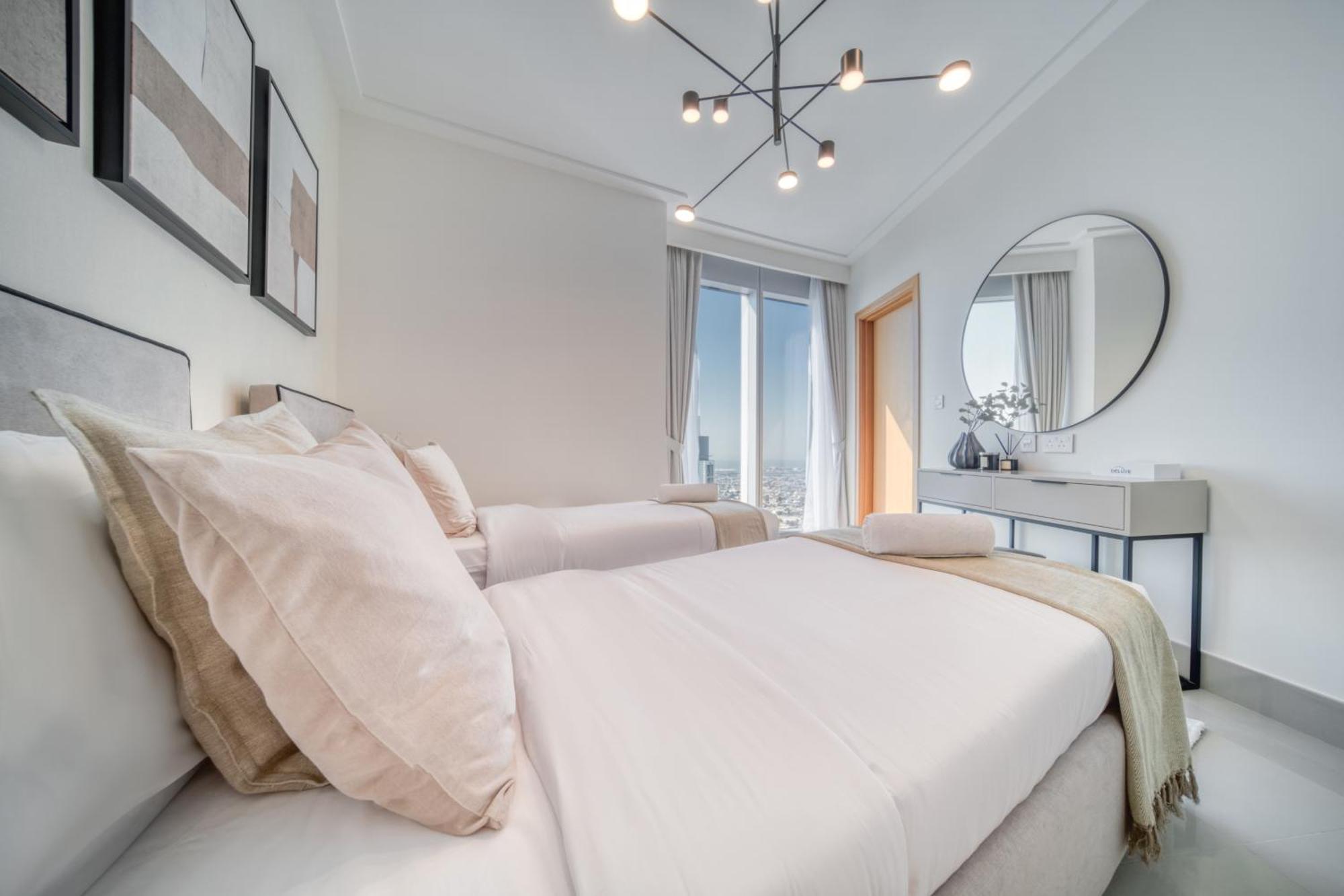 Downtown Luxury - Stunning Burj Khalifa & Sea View - 5 Minutes Walk To Dubai Mall Exteriör bild